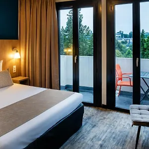 https://panorama-lourdes.midi-pyreneeshotels.com