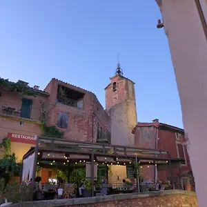 https://une-hirondelle-en-provence.fr-provencehotel.com